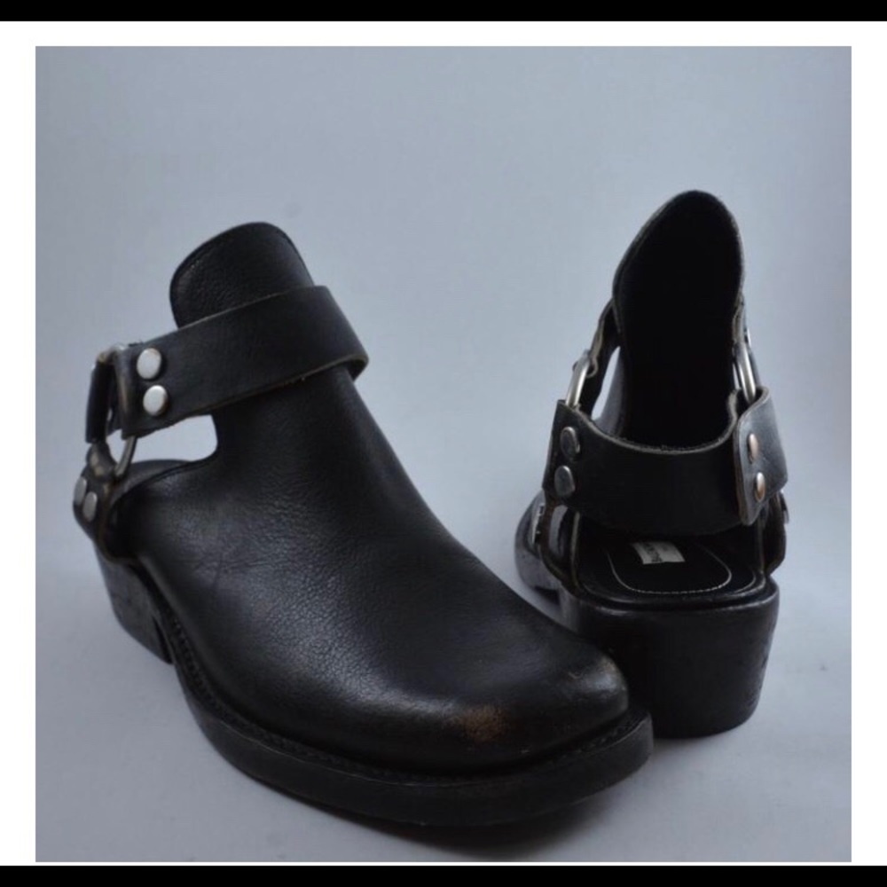 BALENCIAGA SANTIAGO OPEN HEEL BOOTS